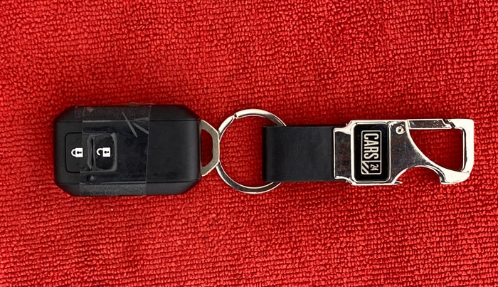 2022 Maruti XL6 ALPHA AT SHVS, Petrol, Automatic, 3,606 km, Key Close Up