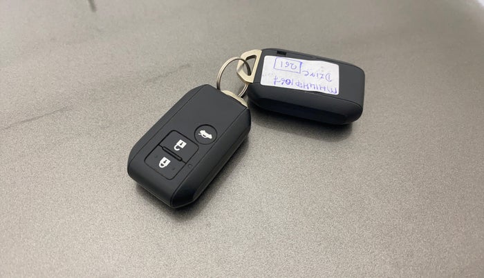 2018 Maruti Dzire ZXI PLUS, Petrol, Manual, 41,686 km, Key Close Up