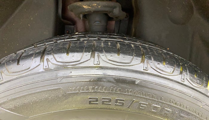 2018 Jeep Compass LIMITED 1.4 PETROL AT, Petrol, Automatic, 38,817 km, Right Rear Tyre Tread