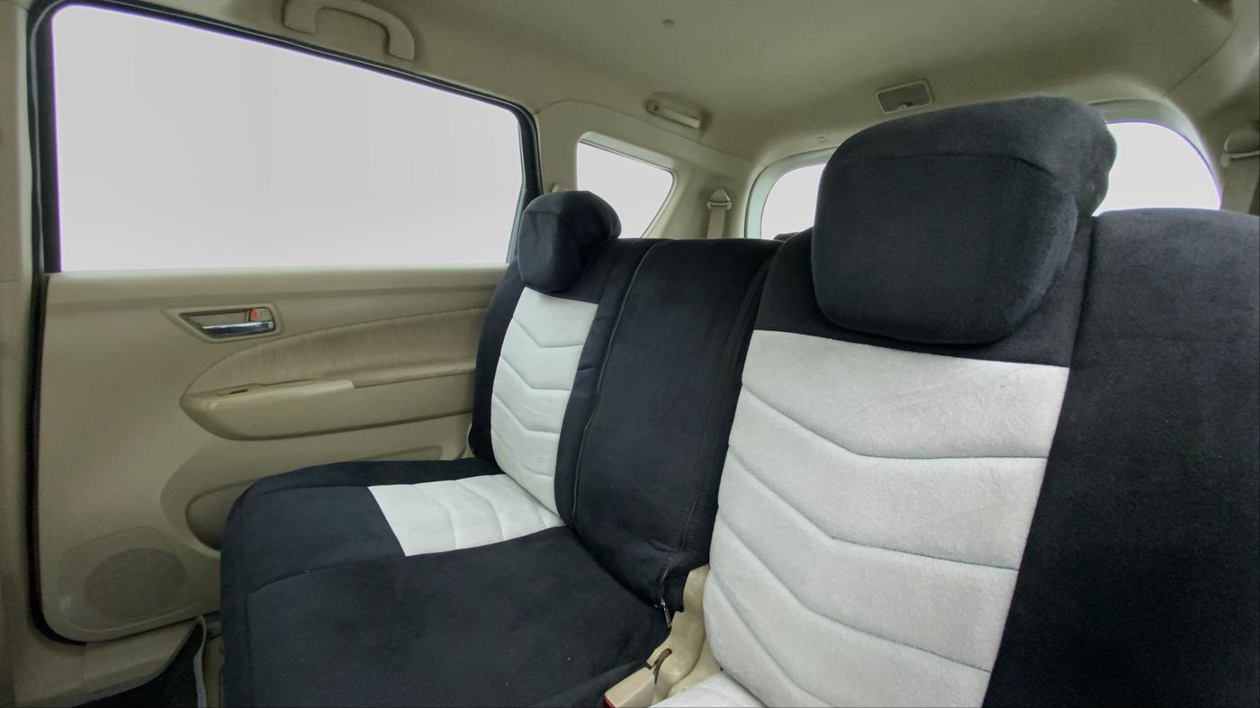 2014 Maruti Ertiga ZDI, Diesel, Manual, 1,84,599 km, Right Side Door Cabin View