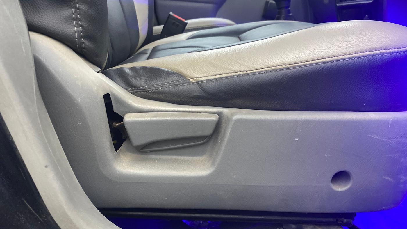 2013 Maruti Alto K10 LXI, Petrol, Manual, 78,480 km, Driver Side Adjustment Panel