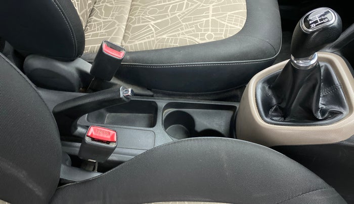 2015 Hyundai Grand i10 SPORTZ 1.2 KAPPA VTVT, Petrol, Manual, 61,079 km, Gear Lever