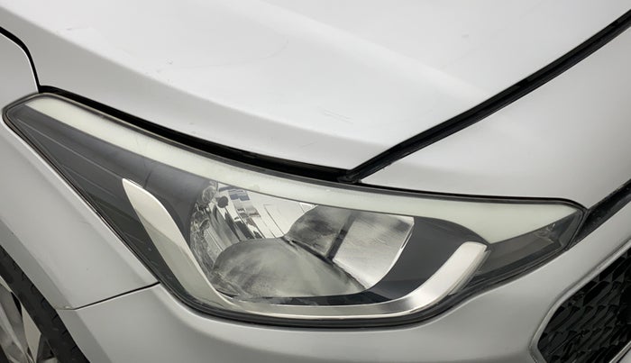 2015 Hyundai Elite i20 ASTA 1.2, Petrol, Manual, 62,808 km, Right headlight - Minor scratches