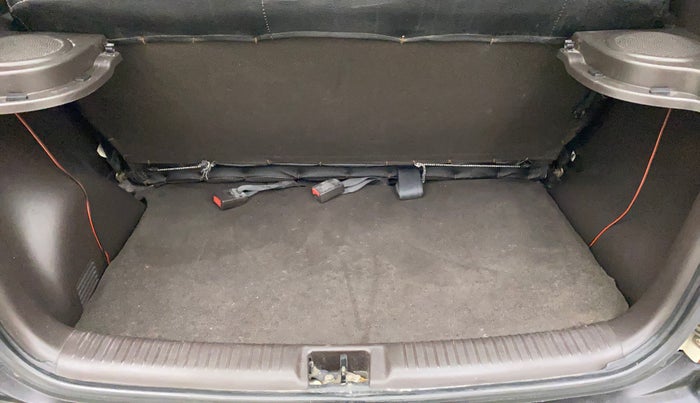 2010 Hyundai Santro Xing GL, Petrol, Manual, 23,502 km, Dicky (Boot door) - Parcel tray missing