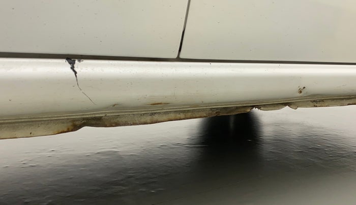 2010 Hyundai Santro Xing GL, Petrol, Manual, 23,502 km, Right running board - Slightly rusted