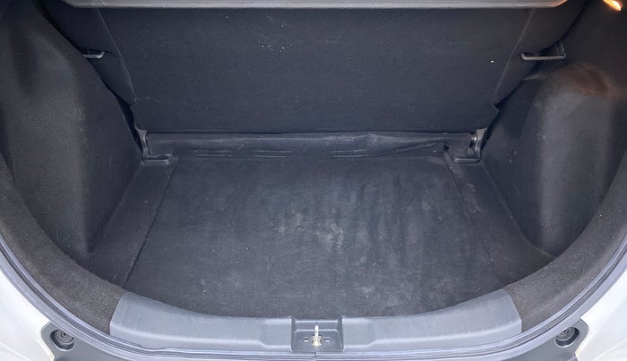 2018 Honda WR-V 1.2 i-VTEC VX MT, Petrol, Manual, 25,837 km, Boot Inside