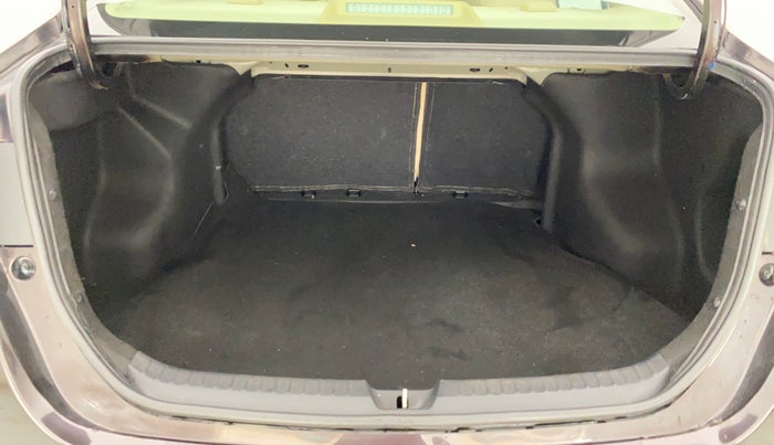 2021 Toyota YARIS J CVT, Petrol, Automatic, 35,613 km, Boot Inside