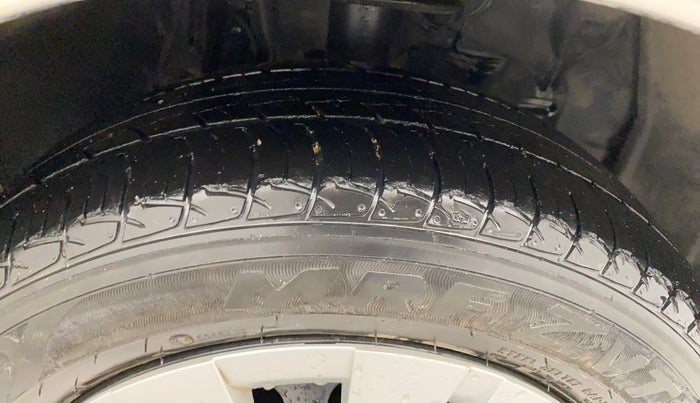 2021 Toyota YARIS J CVT, Petrol, Automatic, 35,613 km, Right Front Tyre Tread