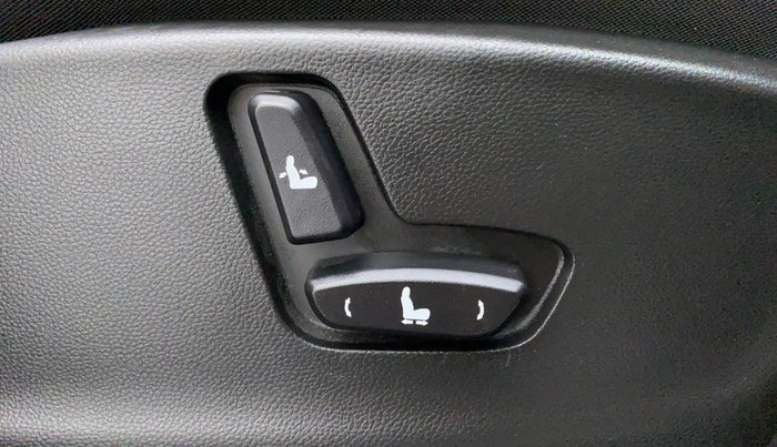 2020 MG HECTOR SHARP DCT PETROL, Petrol, Automatic, 25,177 km, Driver Side Adjustment Panel