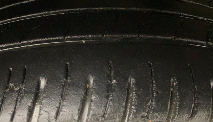 2019 Hyundai VENUE SX PLUS 1.0 TURBO DCT, Petrol, Automatic, 35,184 km, Right Front Tyre Tread