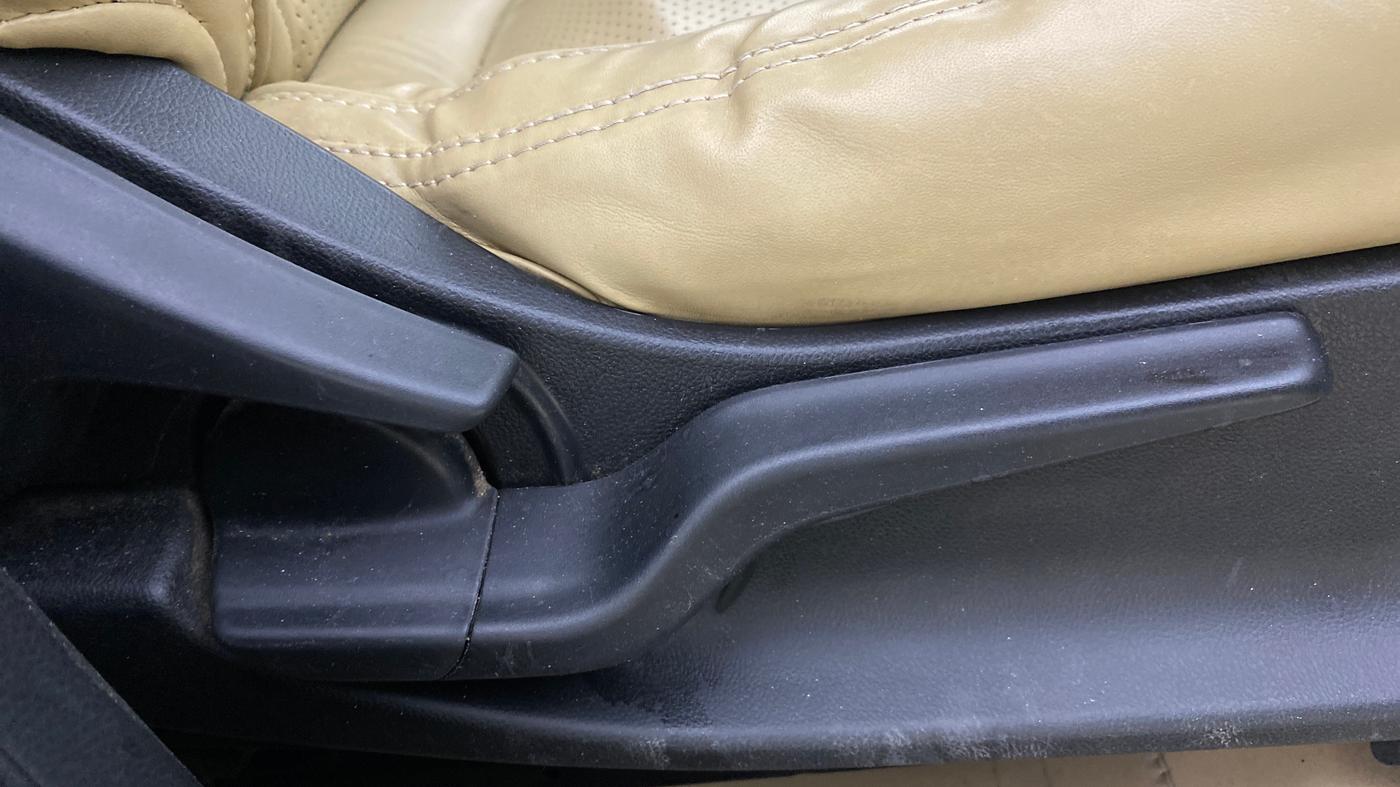 2018 Honda Amaze 1.2L I-VTEC V CVT, Petrol, Automatic, 50,697 km, Driver Side Adjustment Panel