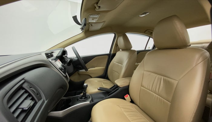 2015 Honda City 1.5L I-VTEC V MT, Petrol, Manual, 1,07,935 km, Right Side Front Door Cabin