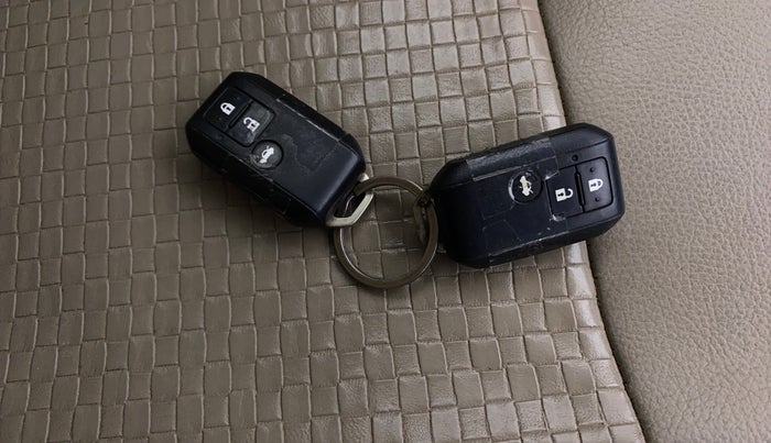 2018 Maruti Dzire ZXI AMT, Petrol, Automatic, 54,399 km, Key Close Up