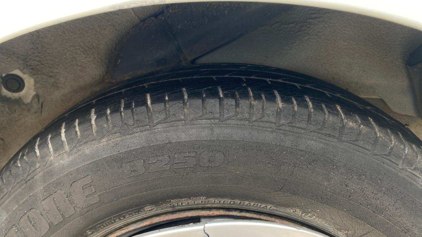 2013 Hyundai i10 MAGNA 1.2, Petrol, Manual, 63,644 km, Left Rear Tyre Tread
