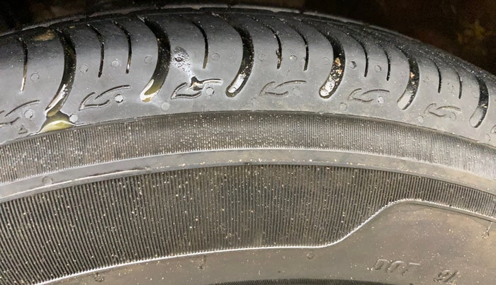 2019 Honda Amaze 1.2L I-VTEC VX CVT, Petrol, Automatic, 63,843 km, Left Front Tyre Tread