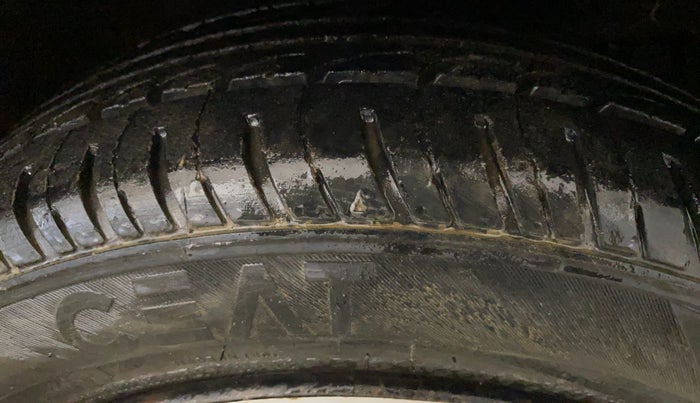 2015 Honda City 1.5L I-VTEC S MT, Petrol, Manual, 52,589 km, Right Front Tyre Tread