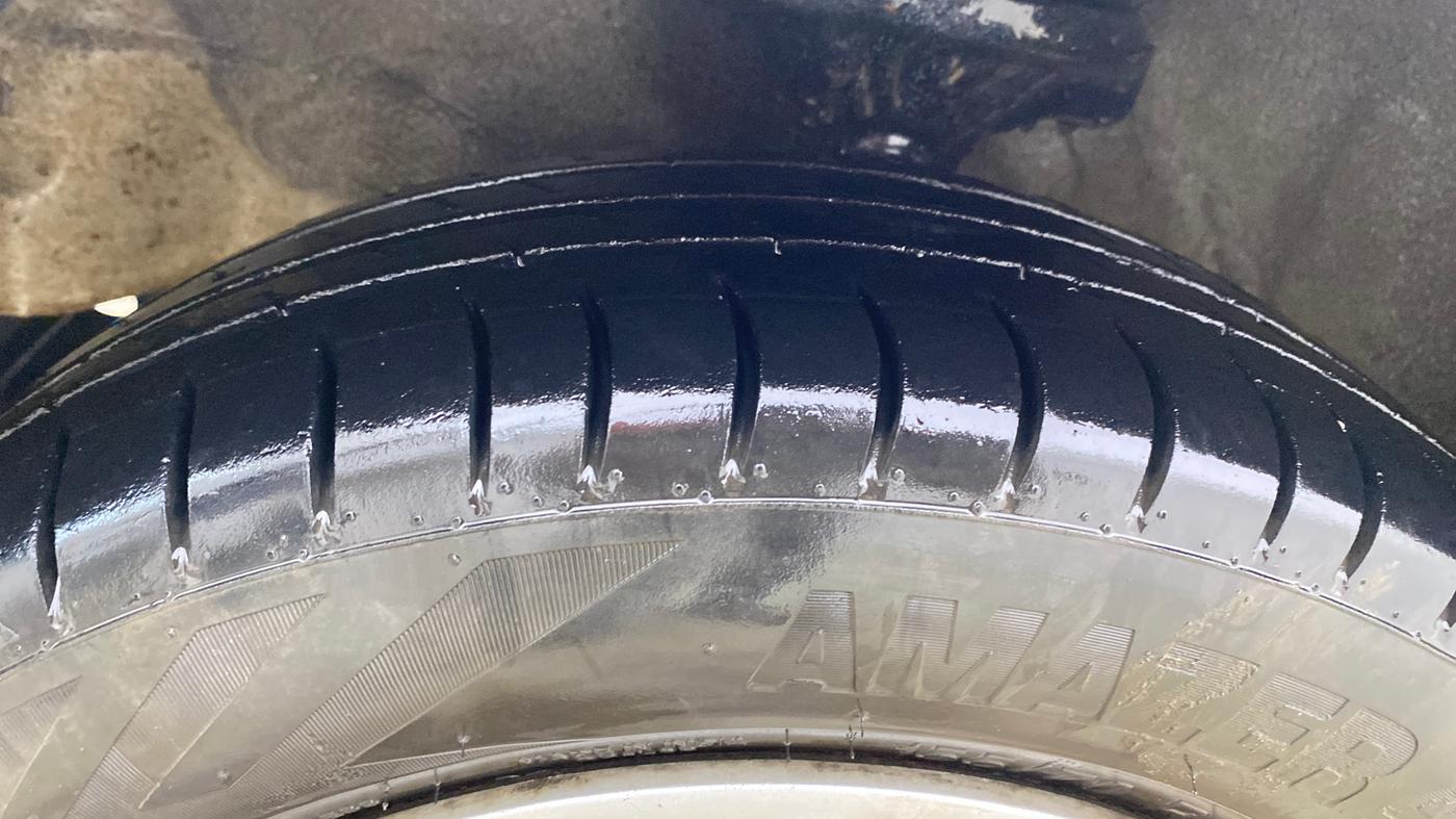 2013 Hyundai Santro Xing GLS PLUS AUDIO, Petrol, Manual, 1,00,248 km, Left Front Tyre Tread