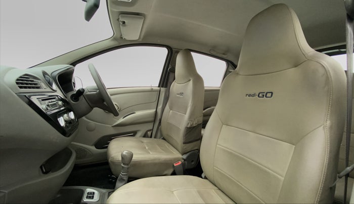 2016 Datsun Redi Go T, CNG, Manual, 28,434 km, Right Side Front Door Cabin