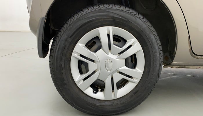 2016 Datsun Redi Go T, CNG, Manual, 28,434 km, Right Rear Wheel