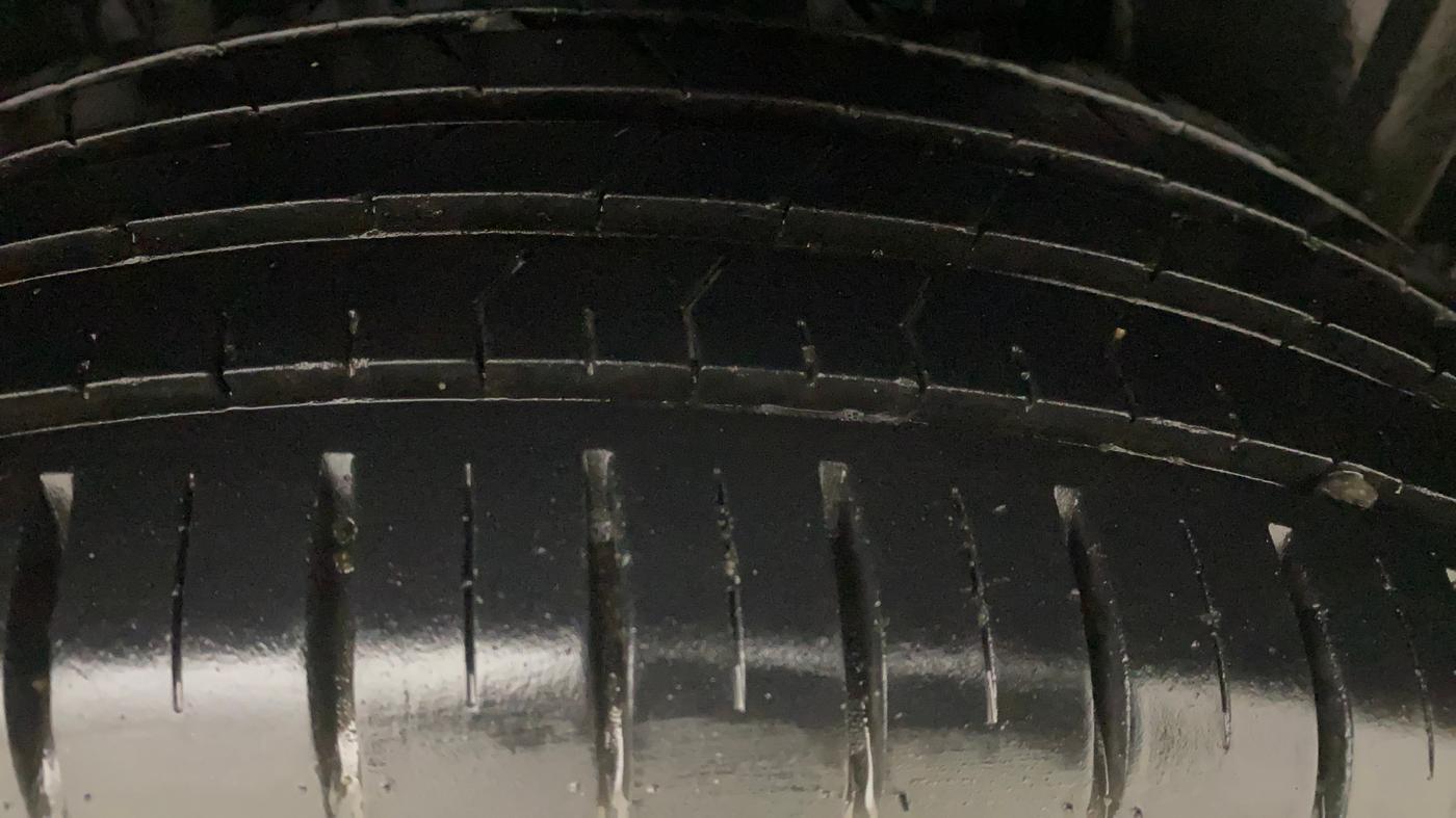 2022 Toyota Glanza V, Petrol, Manual, 32,074 km, Left Rear Tyre Tread