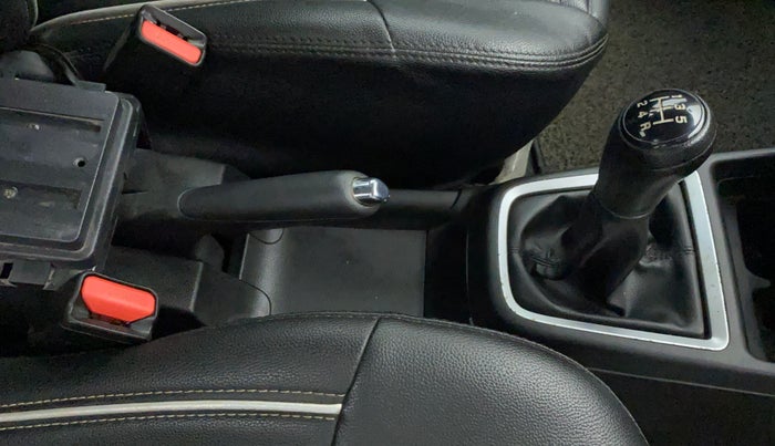 2021 Maruti Swift ZXI PLUS, Petrol, Manual, 31,854 km, Gear Lever