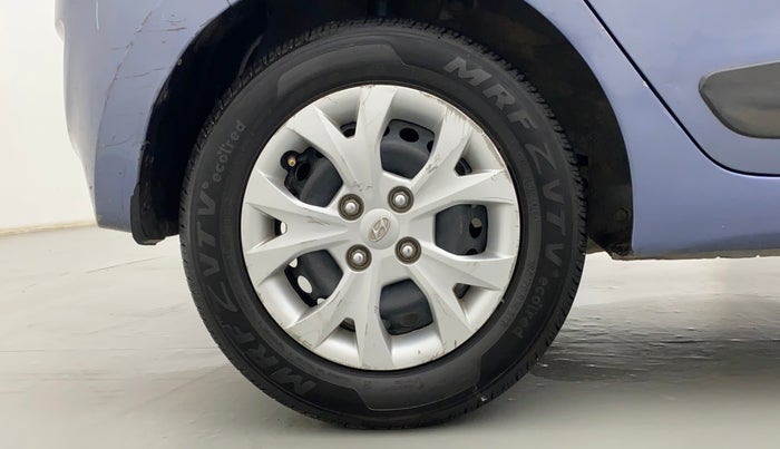 2016 Hyundai Grand i10 SPORTZ (O) 1.2 KAPPA VTVT, Petrol, Manual, 49,548 km, Right Rear Wheel