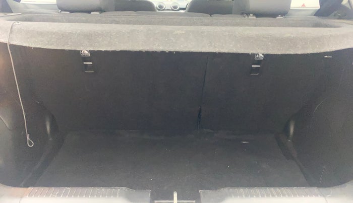 2019 Maruti Swift ZXI AMT, Petrol, Automatic, 1,20,939 km, Boot Inside