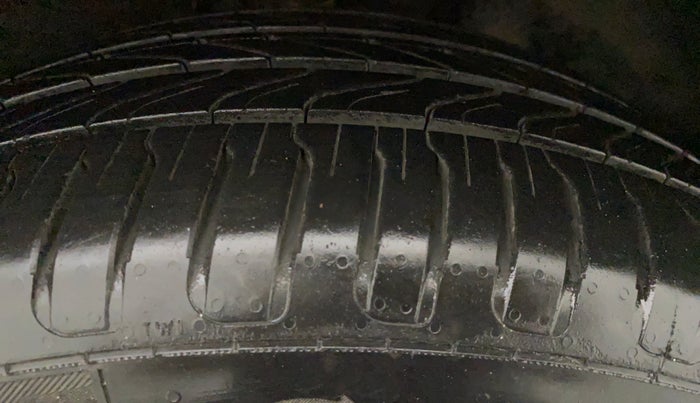 2017 Toyota Corolla Altis VL CVT PETROL, Petrol, Automatic, 61,521 km, Left Rear Tyre Tread