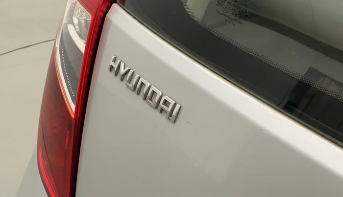 2012 Hyundai i10 MAGNA 1.2, Petrol, Manual, 36,609 km, Dicky (Boot door) - Slightly rusted