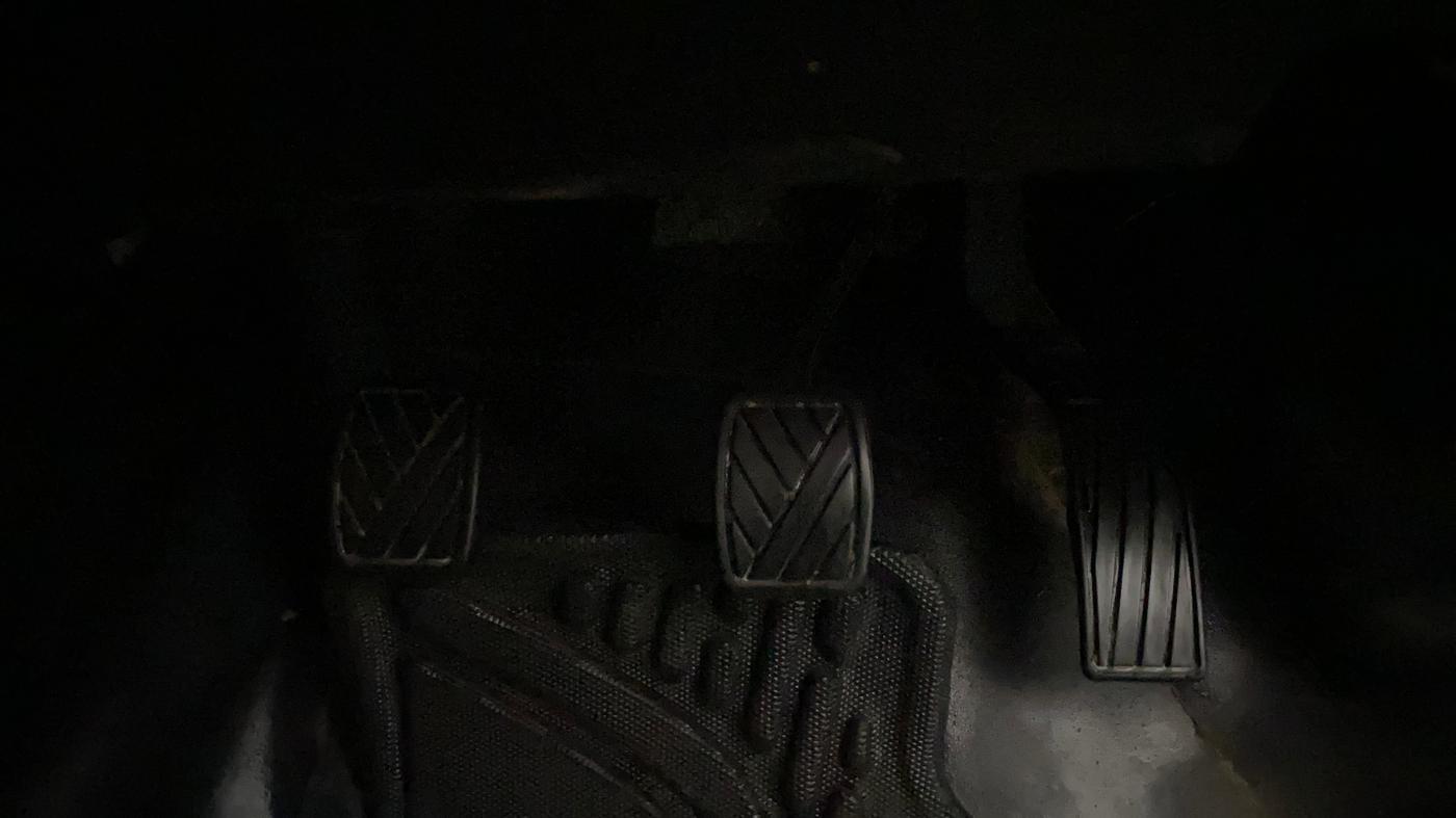 2024 Maruti BREZZA VXI, Petrol, Manual, 30,701 km, Pedals