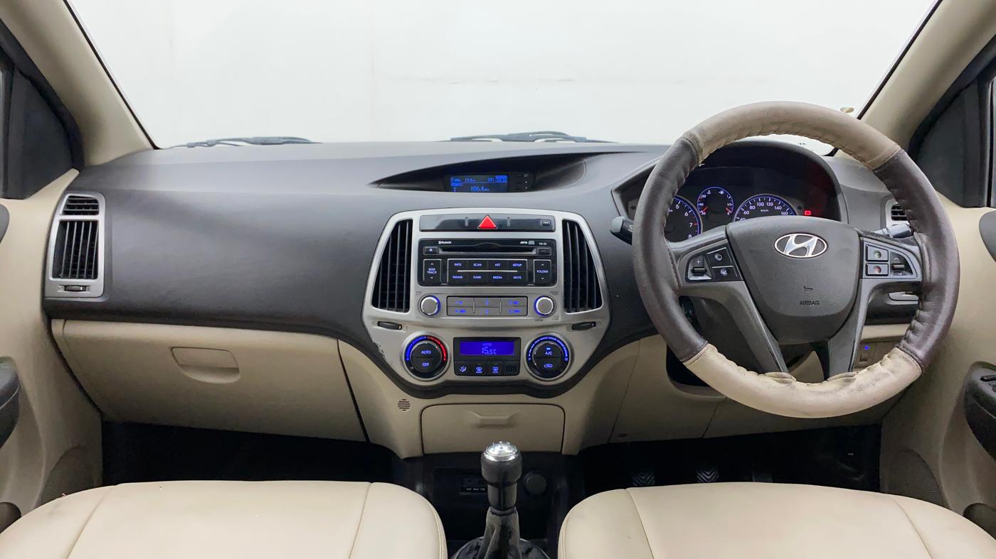 2013 Hyundai i20 SPORTZ 1.2, Petrol, Manual, 83,705 km, Dashboard