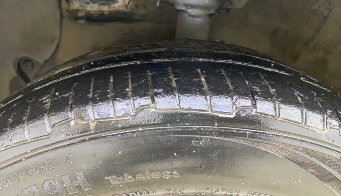2014 Hyundai Grand i10 ASTA 1.2 KAPPA VTVT, Petrol, Manual, 61,634 km, Left Front Tyre Tread