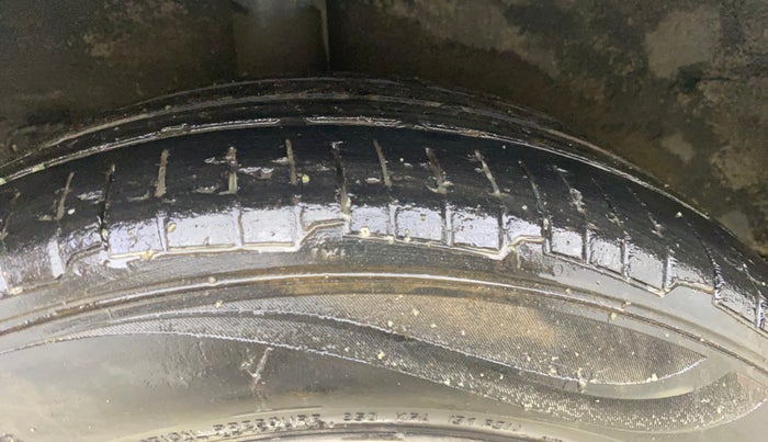 2014 Hyundai Grand i10 ASTA 1.2 KAPPA VTVT, Petrol, Manual, 61,634 km, Right Rear Tyre Tread