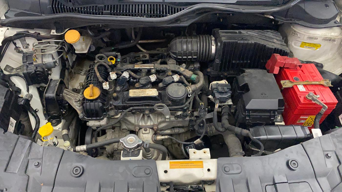 2020 Tata ALTROZ XE PETROL, Petrol, Manual, 72,765 km, Engine View