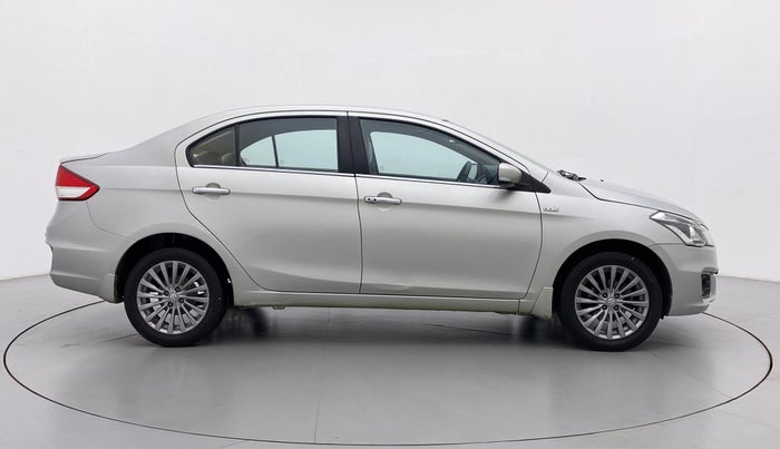 2017 Maruti Ciaz ALPHA 1.4 VVT, Petrol, Manual, 71,000 km, Right Side View