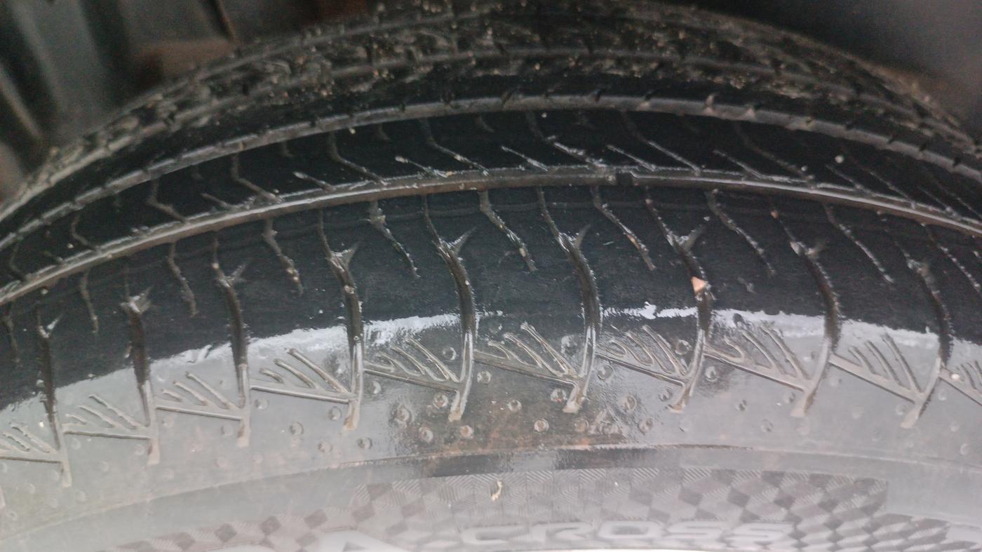 2023 Maruti Grand Vitara ZETA SMART HYBRID, Petrol, Manual, 75,975 km, Right Rear Tyre Tread