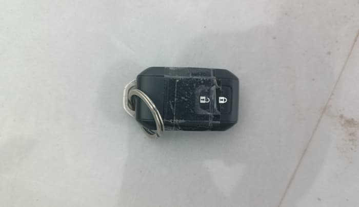 2023 Maruti Grand Vitara ZETA SMART HYBRID, Petrol, Manual, 75,975 km, Key Close Up