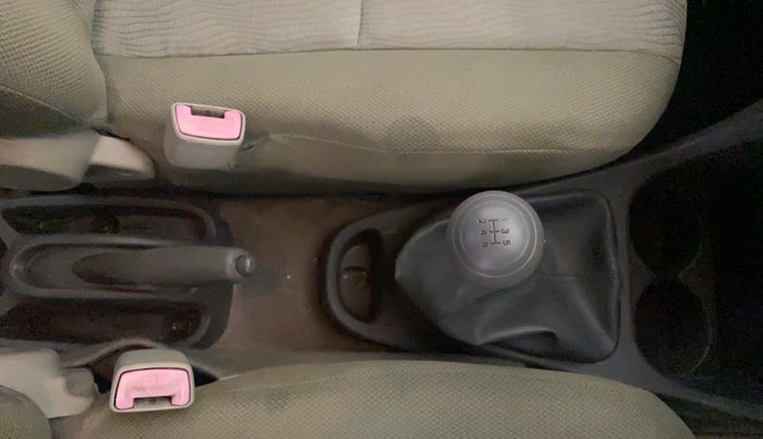 2015 Toyota Etios Liva G, Petrol, Manual, 20,502 km, Gear Lever