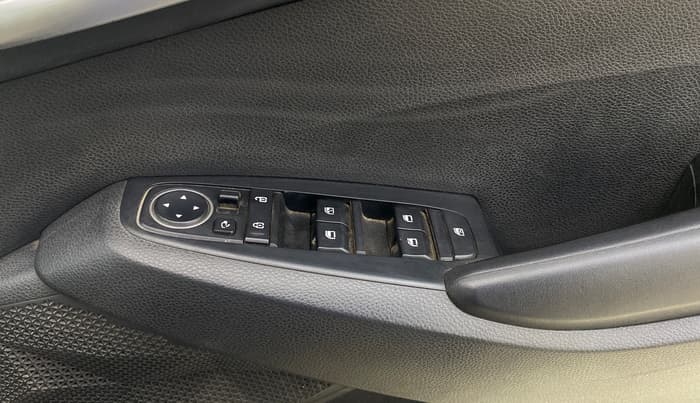 2022 KIA SELTOS HTK PLUS 1.5 DIESEL, Diesel, Manual, 98,206 km, Driver Side Door Panels Control