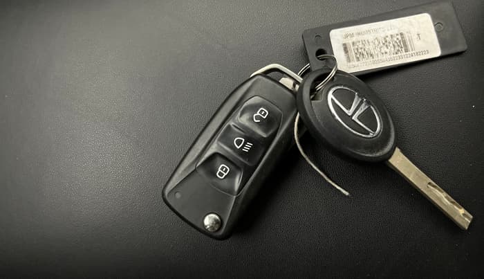 2024 Tata PUNCH Adventure (S) iCNG, CNG, Manual, 44,349 km, Key Close Up