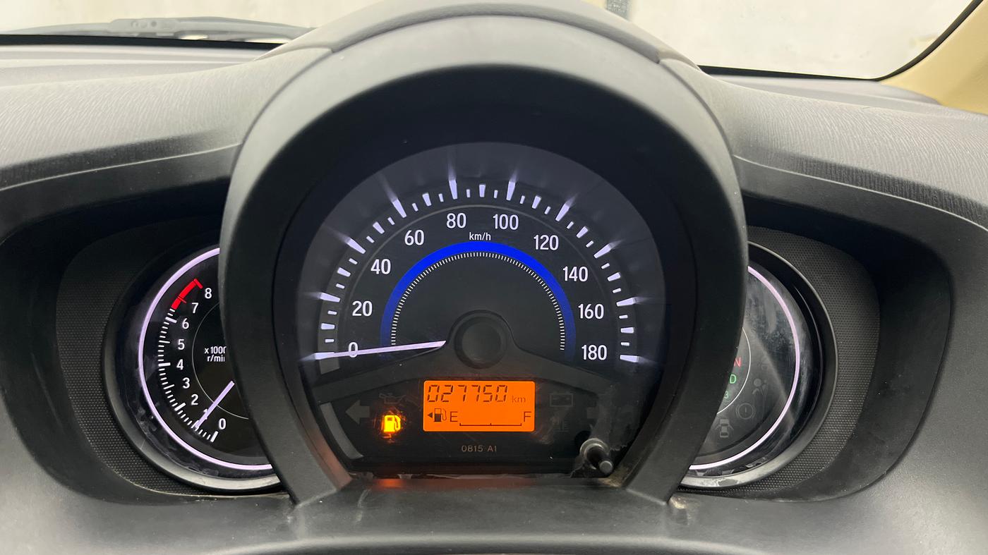 2015 Honda Brio VX AT, Petrol, Automatic, 27,749 km, Odometer Image