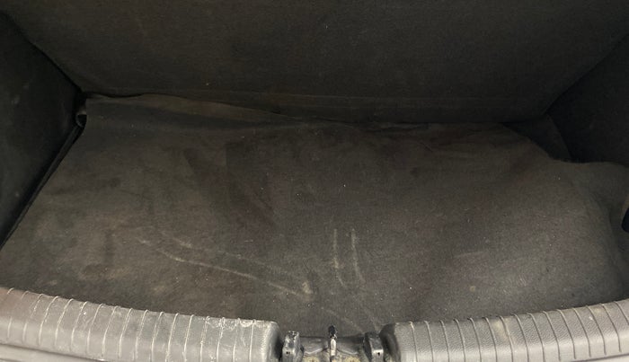 2014 Hyundai Grand i10 MAGNA 1.2 KAPPA VTVT, Petrol, Manual, 39,163 km, Boot Inside