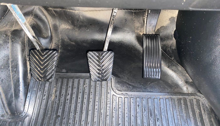 2023 Hyundai NEW I20 MAGNA 1.2 MT, Petrol, Manual, 39,296 km, Pedals