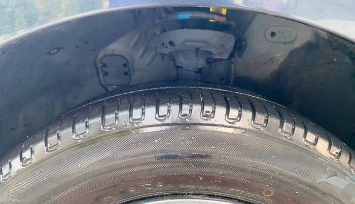 2023 Hyundai NEW I20 MAGNA 1.2 MT, Petrol, Manual, 39,296 km, Left Front Tyre Tread