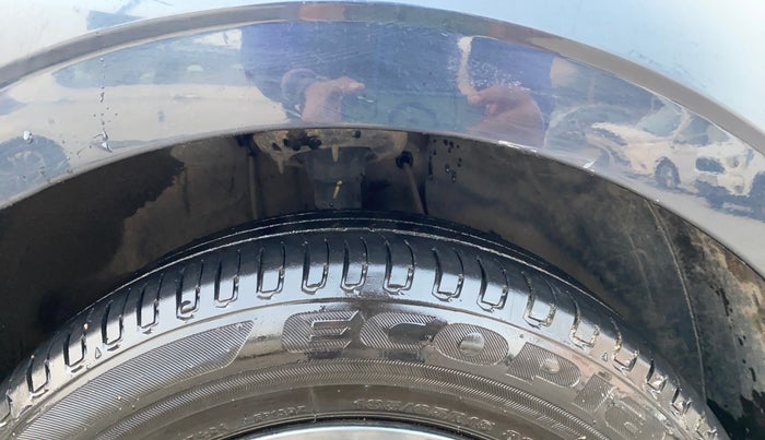 2023 Hyundai NEW I20 MAGNA 1.2 MT, Petrol, Manual, 39,296 km, Right Front Tyre Tread