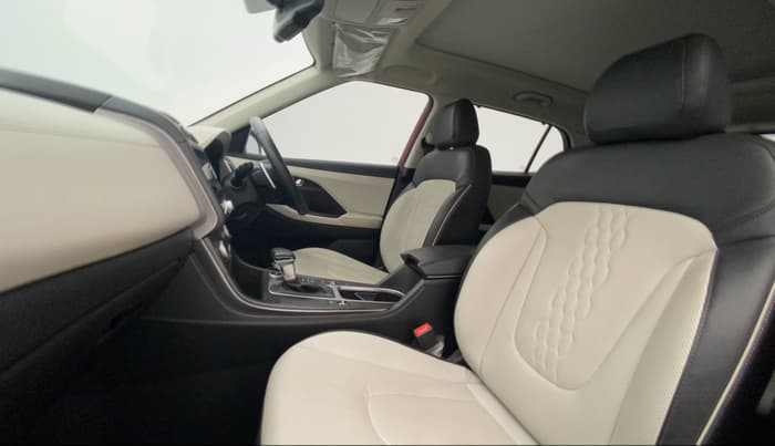 2020 Hyundai Creta SX (O) IVT 1.5 PETROL, Petrol, Automatic, 29,307 km, Right Side Front Door Cabin