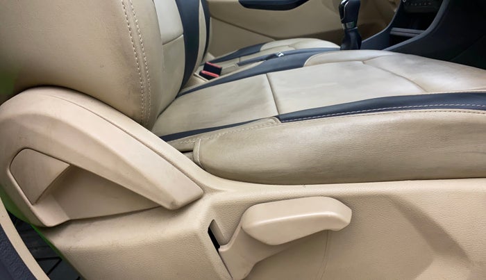 2017 Ford Figo Aspire TITANIUM 1.2 PETROL, Petrol, Manual, 32,545 km, Driver Side Adjustment Panel