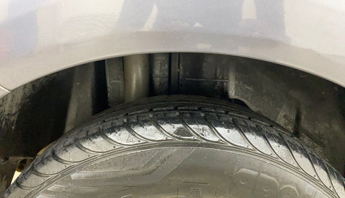 2017 Ford Figo Aspire TITANIUM 1.2 PETROL, Petrol, Manual, 32,545 km, Right Rear Tyre Tread