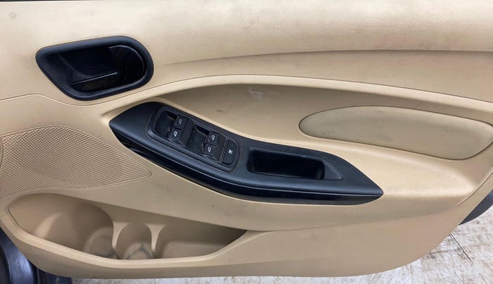 2017 Ford Figo Aspire TITANIUM 1.2 PETROL, Petrol, Manual, 32,545 km, Driver Side Door Panels Control