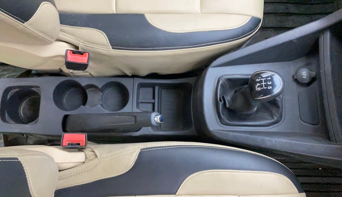 2017 Ford Figo Aspire TITANIUM 1.2 PETROL, Petrol, Manual, 32,545 km, Gear Lever